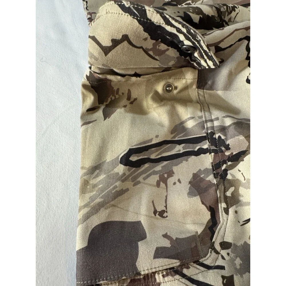 Under Armour Camo Multicolor Hunting/Tactical Pants Loose Mens Size 44x32